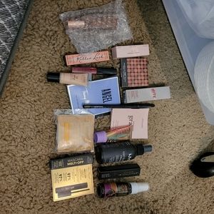 NWT misc makeup sample bundle - benefit smashbox Laura geller bare minerals bite